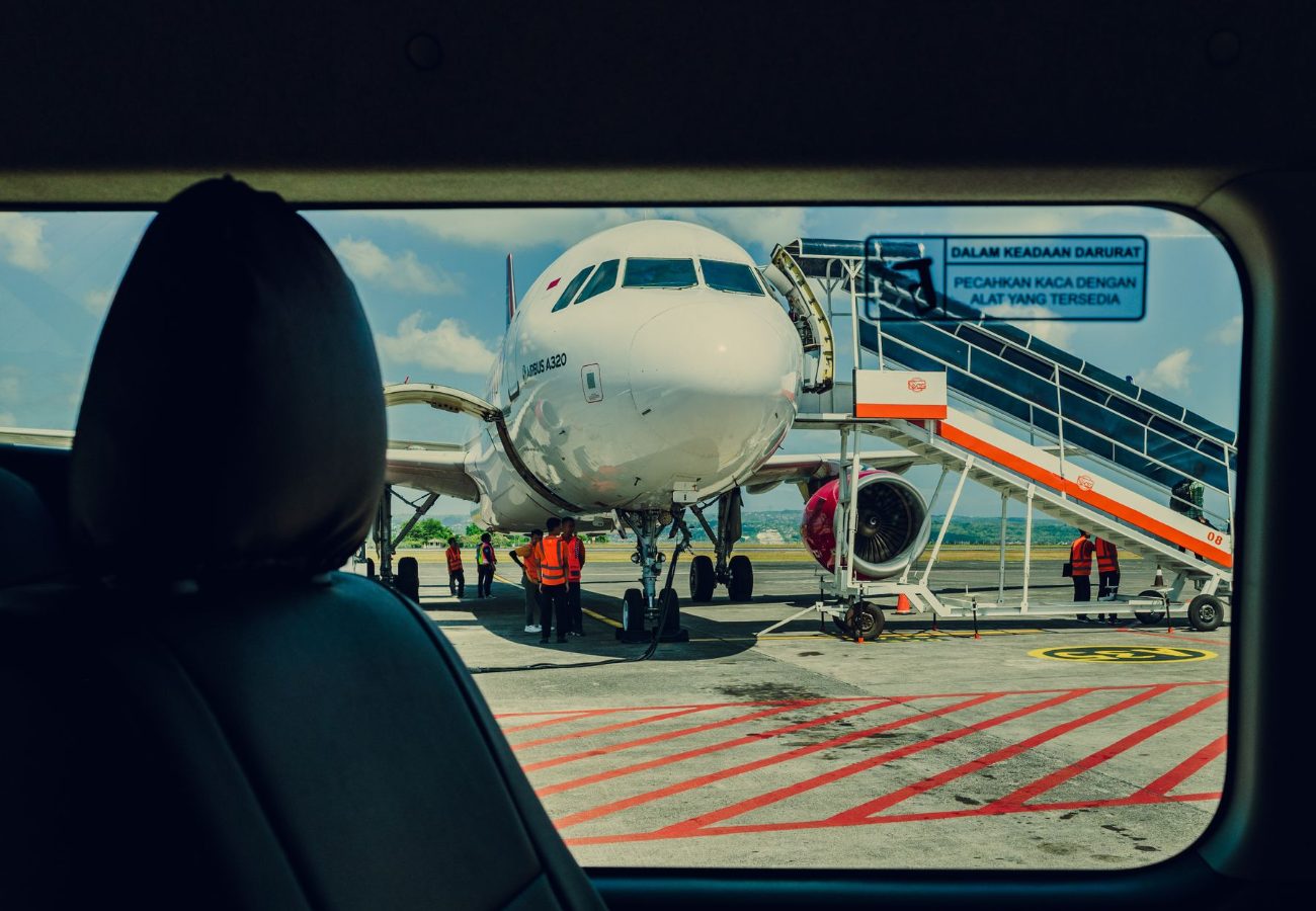 Transfer către aeroport